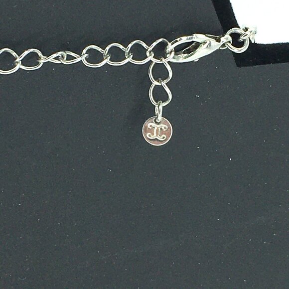 Charming Charlie Statement Necklace Red & Green Faceted Floral Beads Bib Design - Picture 4 of 5